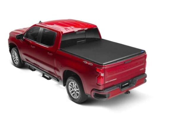 Lund 07-13 Chevy Silverado 1500 (5.5ft. Bed) Genesis Tri-Fold Tonneau Cover - Black - Image 3