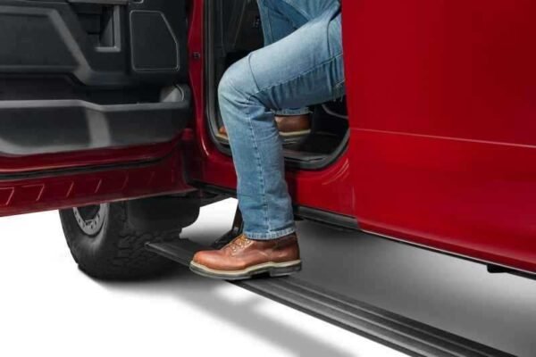 AMP Research 15-20 Chevy/GMC Silverado 2500-3500/Sierra 2500-3500/Crew & Double Cab PowerStep - Image 9