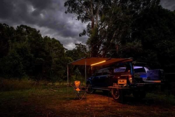 ARB Awning w/Light 6.5ft x 8.2ft - Image 12