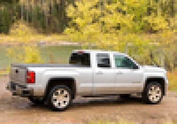 BAK 14-18 Chevy Silverado 1500 / 15-20 Chevy Silverado 2500/3500 5ft 8in Bed BAKFlip F1 - Image 5