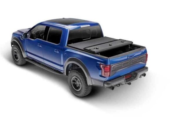 Extang 2021 Ford F-150 (5ft 6in Bed) Solid Fold 2.0 - Image 3