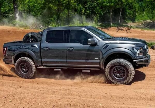 N-Fab RKR Rails 09-17 Dodge Ram 1500 10-17 Ram 2500/3500/4500 Crew Cab - Tex. Black - 1.75in - Image 9